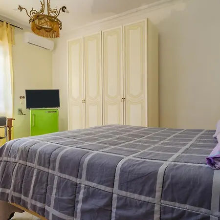Casa Lilian アパート レッチェ